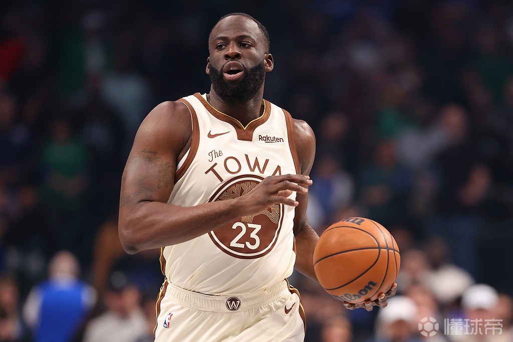 记者：雄鹿不愿在字母哥交易中接收格林，勇士需拉第三方交易